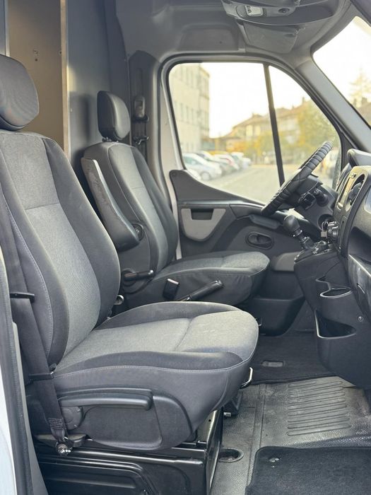 Renault Master 2.3 145кс.
2017г. EURO 6 Y
205000км.
Нов внос от Нидерл