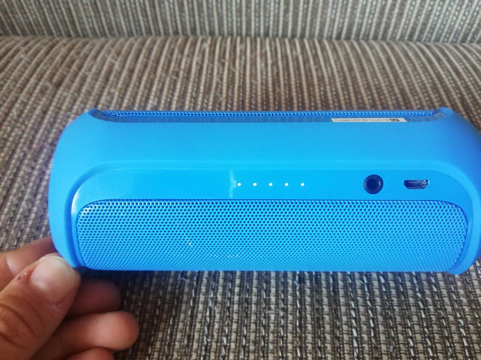 JBL Flip 2 bluetooth speaker