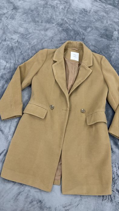 Стилно дамско палто в карамелено кафяво