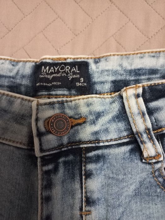 Дрехи есен/зима за 9 год