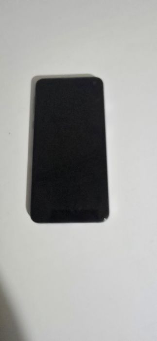 Продам Samsung galaxy s10e