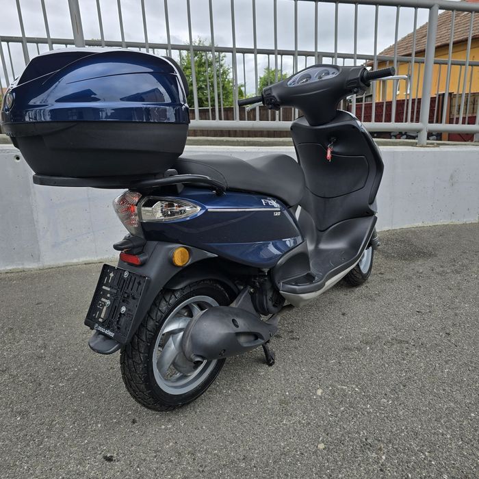 Piaggio Fly 125 cc categ B