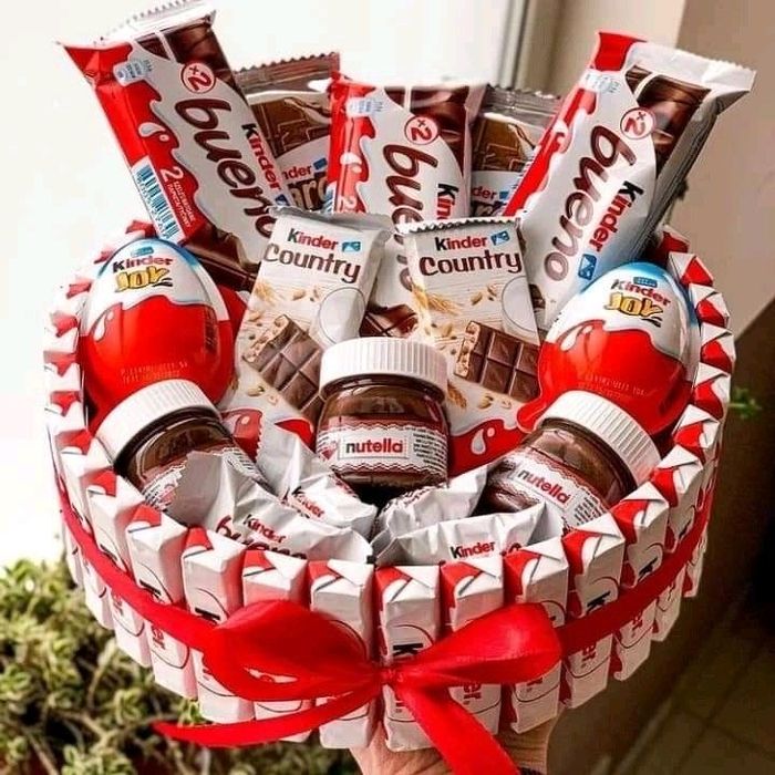 Cadou kinder/din dulciuri