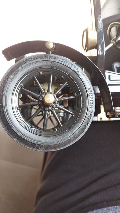 Masinuta de colectie.Taxi de la inceput de sec.xx.