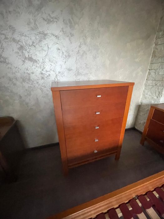 Vand pat din lemn de cires