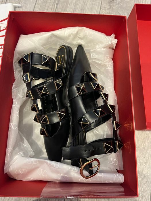 Balerini Valentino Garavani ediție limitată