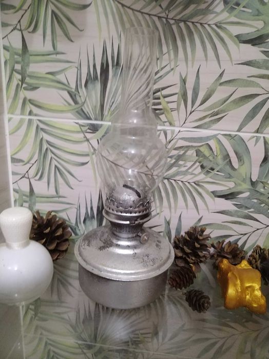 Продаются керосиновые лампы и фонарь