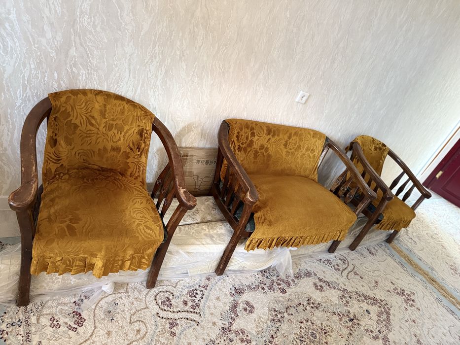 Кресло диван антиквариант