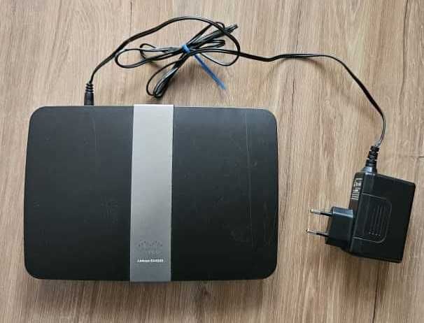 Router Wireless Dual-Band N900 Linksys EA4500