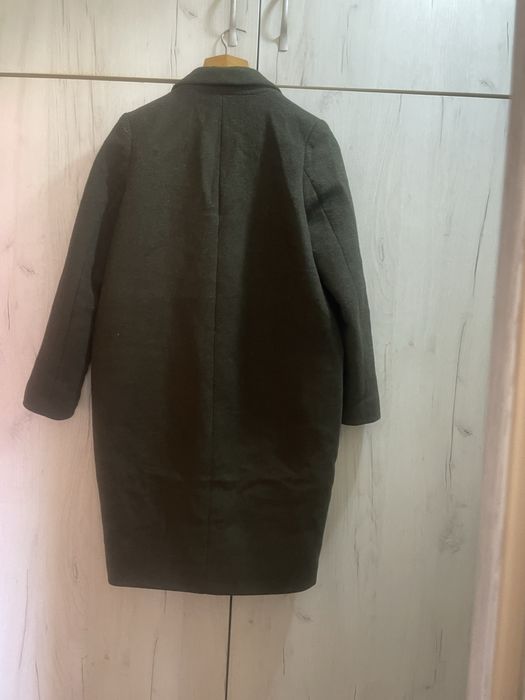 Италианско палто с вълна ,зелен цвят