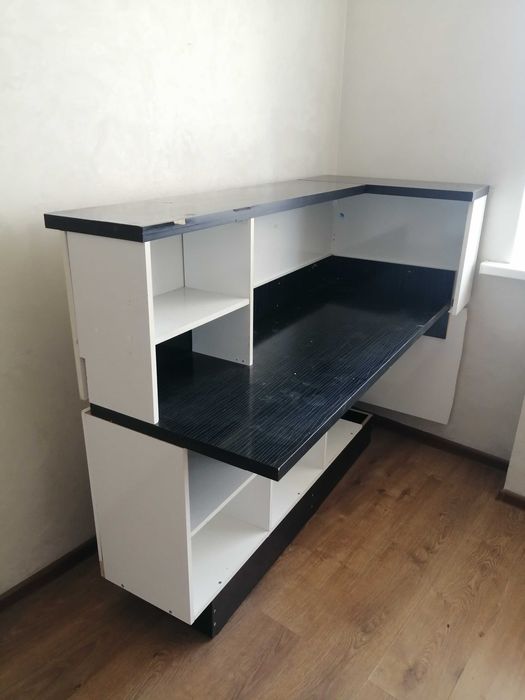 Отдам даром стол