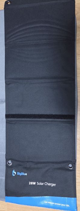 Vând panou solar portabil Big Blue 28w
