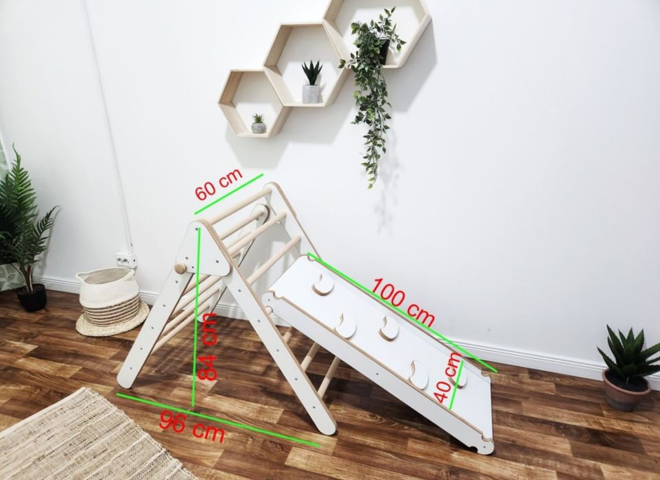 Пиклер триъгълник за катерене и пързалка. монтесори