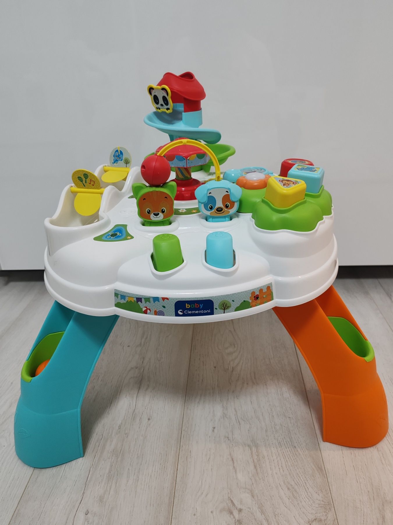 Детска и терактивна маса за игра Baby Clementioni