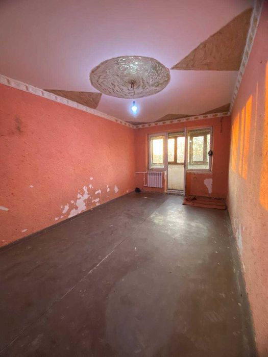 2х комнатная квартира без ремонта, Микрорайон