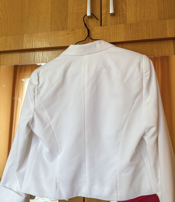 Сако gina tricot