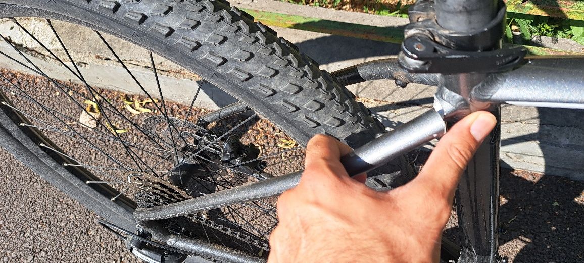 Specialized Rockhopper, L, 29", Счупен