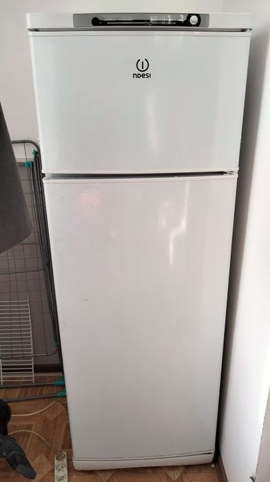 Холодильник индезит