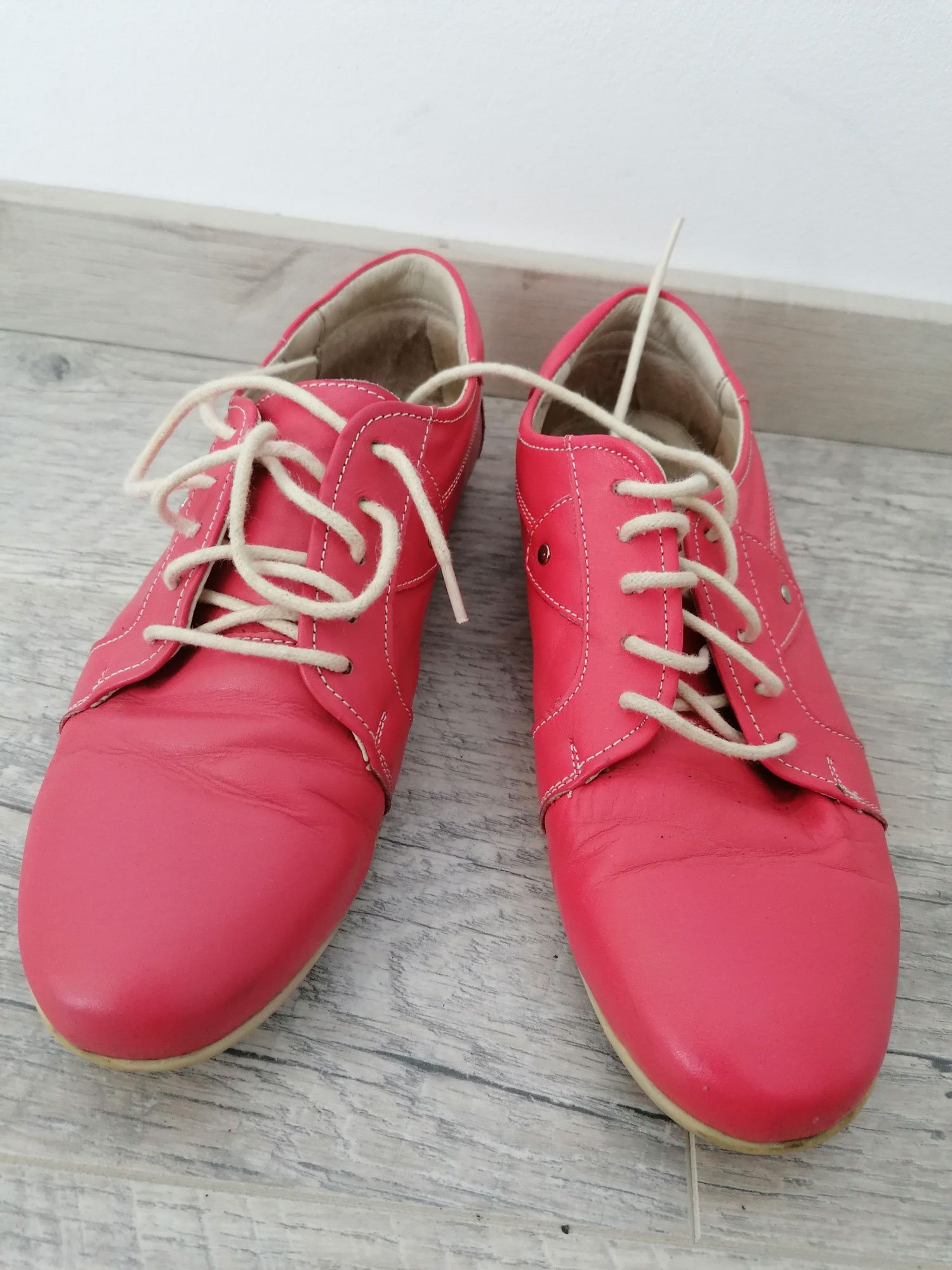 Pantofi de piele  roz  alții galbeni naturala nr 38