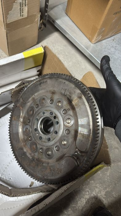 Комплект SACHS маховик и съединител Volvo S40 2.0D 136