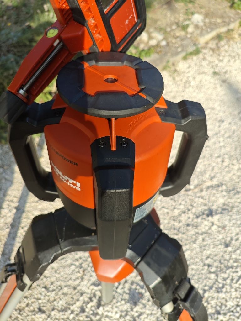 Hilti PR 30 HVS + PRA 90 - Ротационен лазерен нивелир + Тринога
