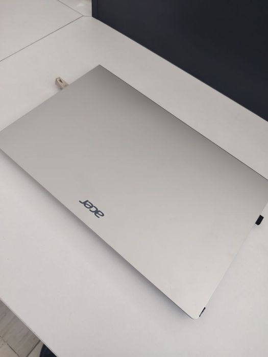 Ноутбук acer новый