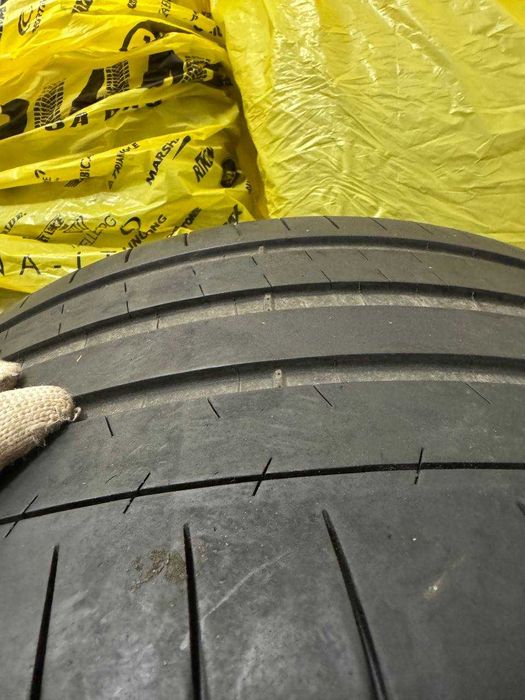 Спешно продавам!!!Гуми 245/40 и 275/35 R20 Michelin летни. 2+1 бр