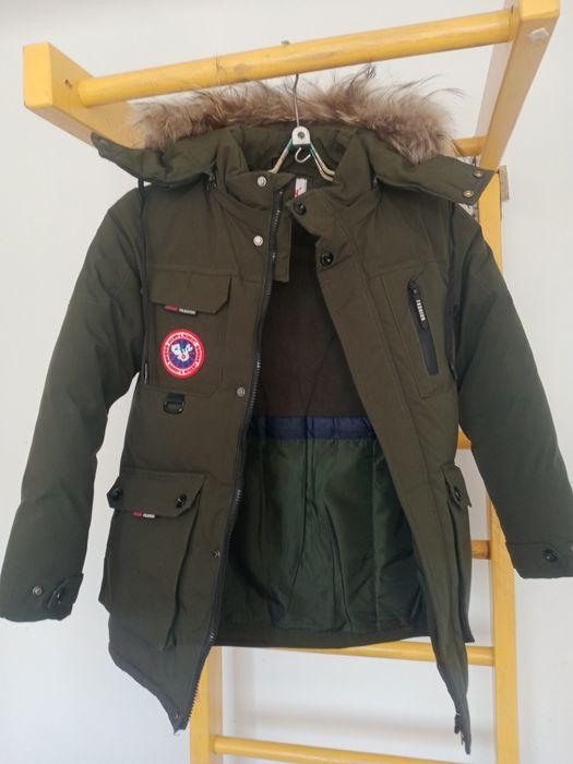 Продам или обмен! Куртка зимняя с утепленными балоневыми штанами,на 5-