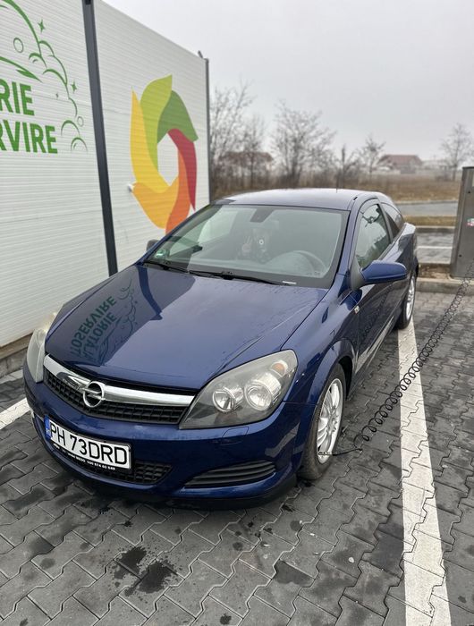 Vând  Opel astra gtc 1.4 benzina an 2008