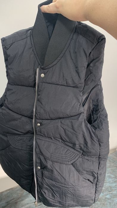 Балоневая желетка новая для девочки