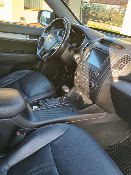 Vând KIA sorento