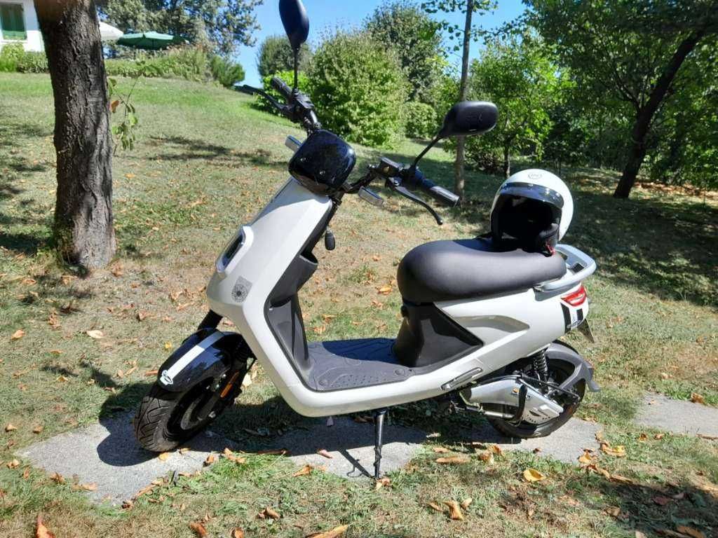 Scuter electric Doc Green