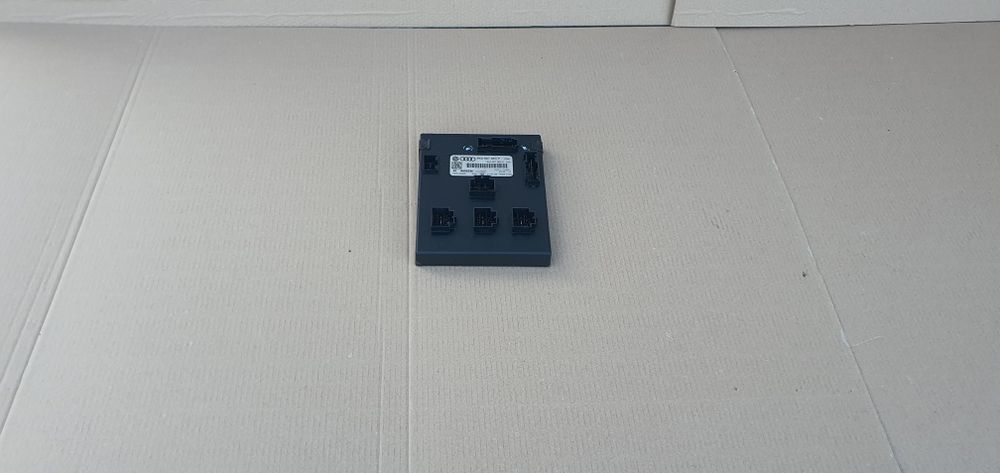 Modul calculator confort audi a4 b8 audi a5 8K0 907 063 P