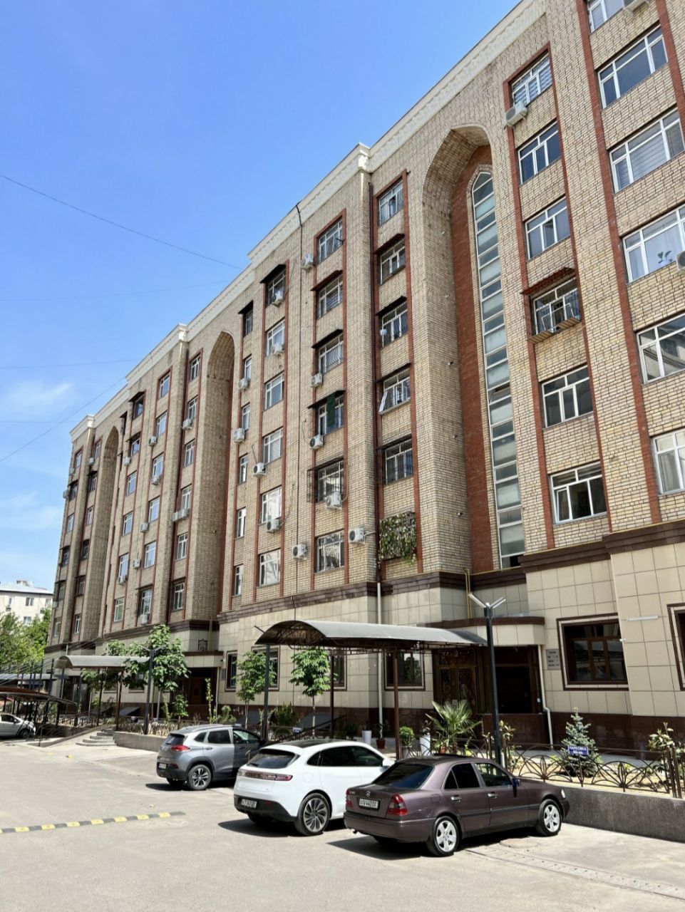 Гунча  4 ком 159 кв 7 каватли  3 кават   навастройка