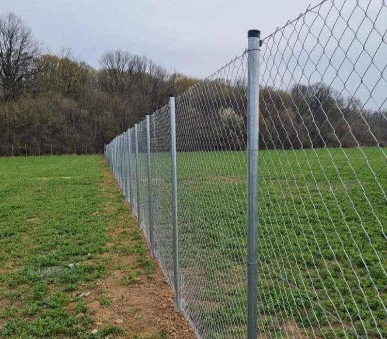 Garduri și porți la comanda clientului