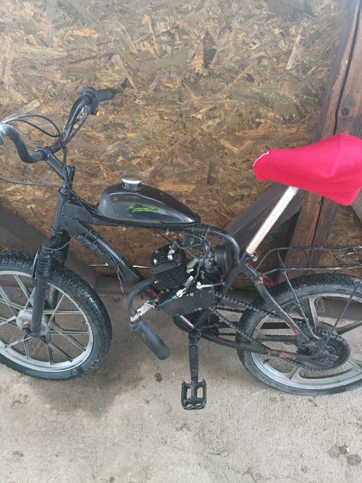 Bicicleta cu motor