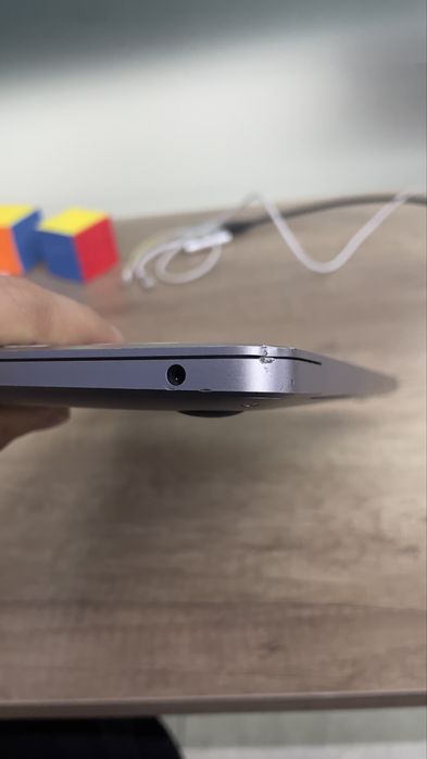 Macbook Air M1 8/256