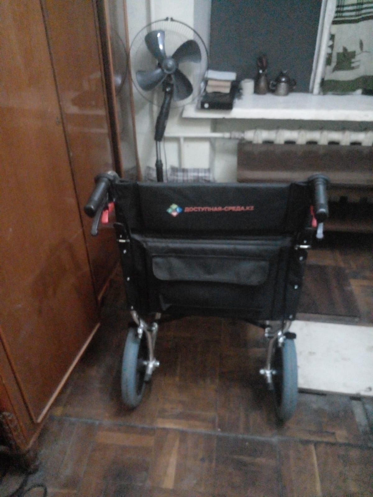 Продам инвалид коляску