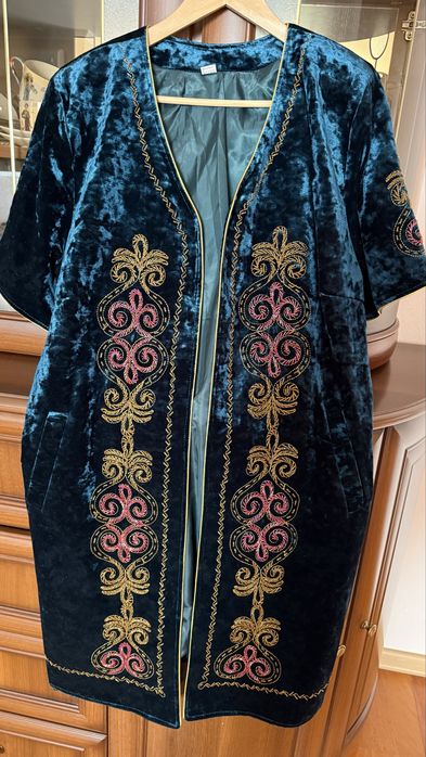 Продам национальный женский камзол