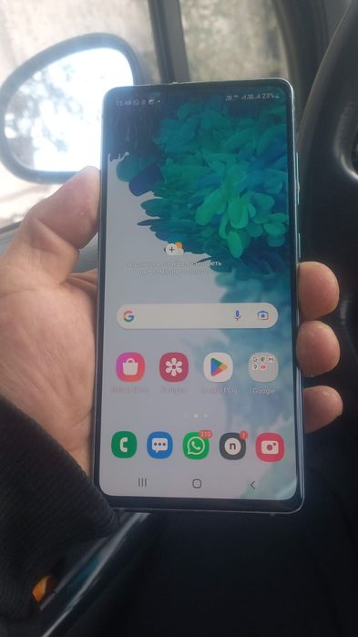 Обмен на айфон выше 11 Samsung S20 Fe 128 состояние идеальные без трещ