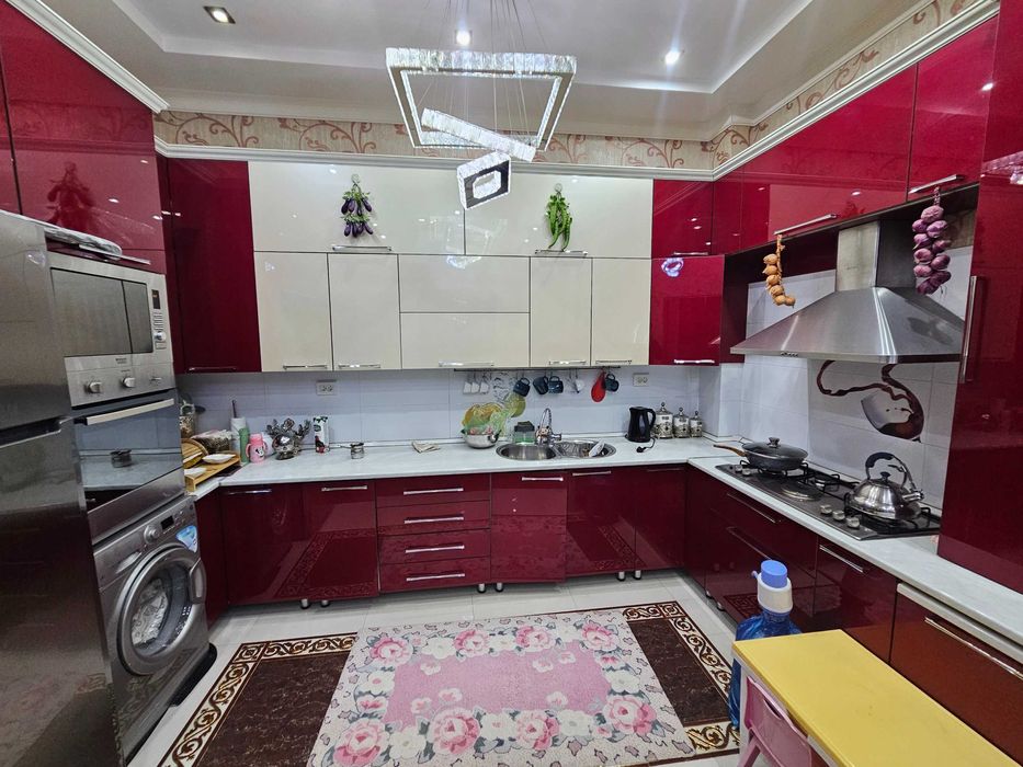 2,5 sotixli tayyor hovli, Barcha jihozlari bilan birga sotiladi.