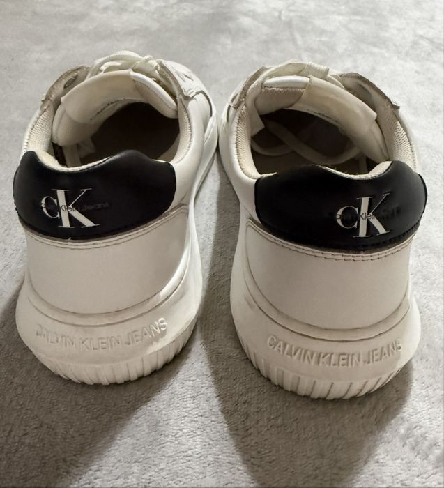 Обувки на Calvin Klein