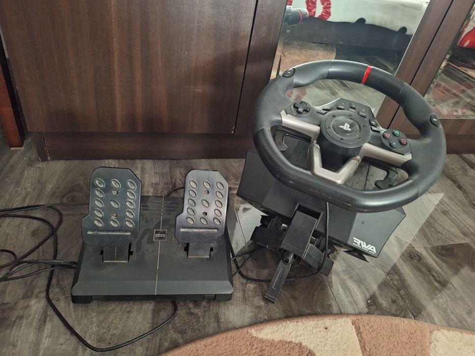 Volan și pedale automat