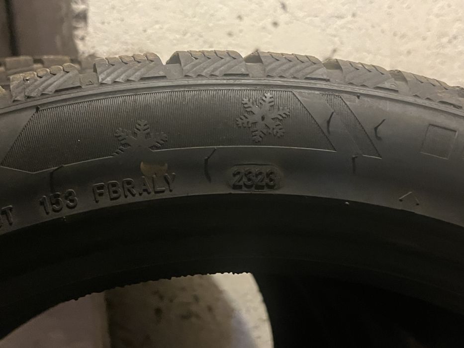 275 40 20  Sailun Ice Blazer Alpin2