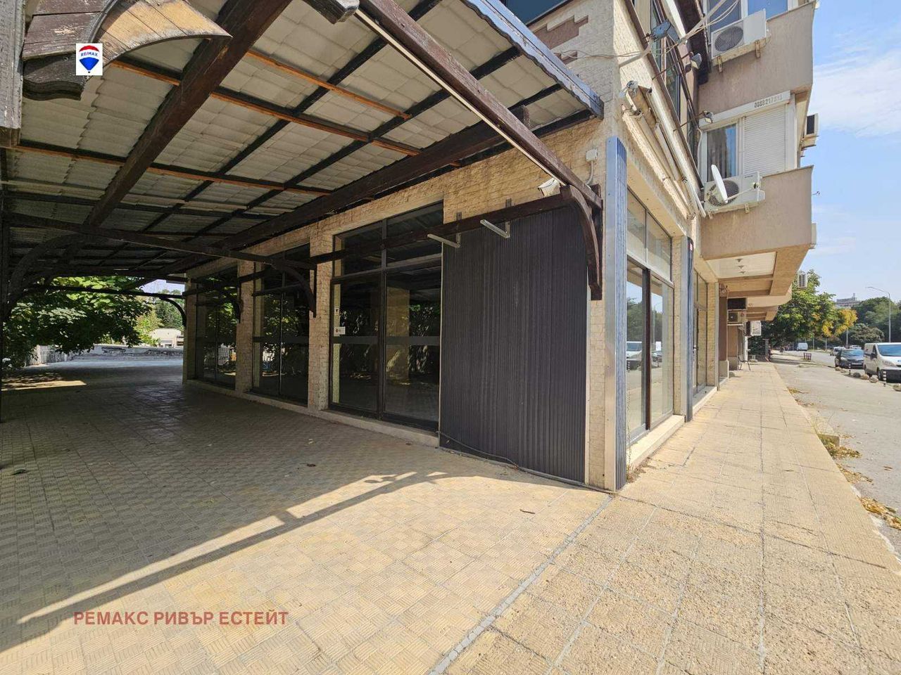 Продава се Заведение в Русе, Здравец Изток - 240 кв.м за 1734 €/кв.м - Снимка #7