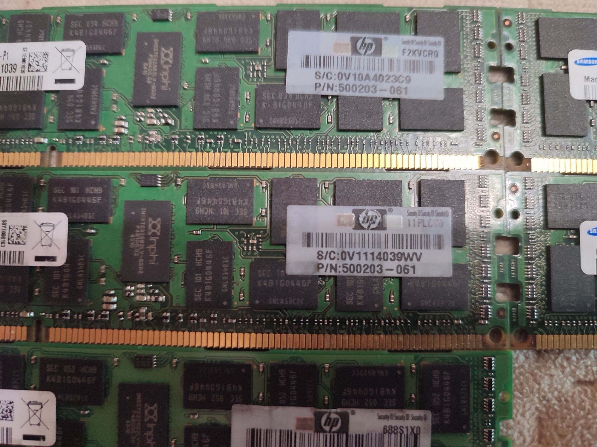 24 GB (6x4GB) Samsung ECC R-DIMM DDR3 сървърна памет