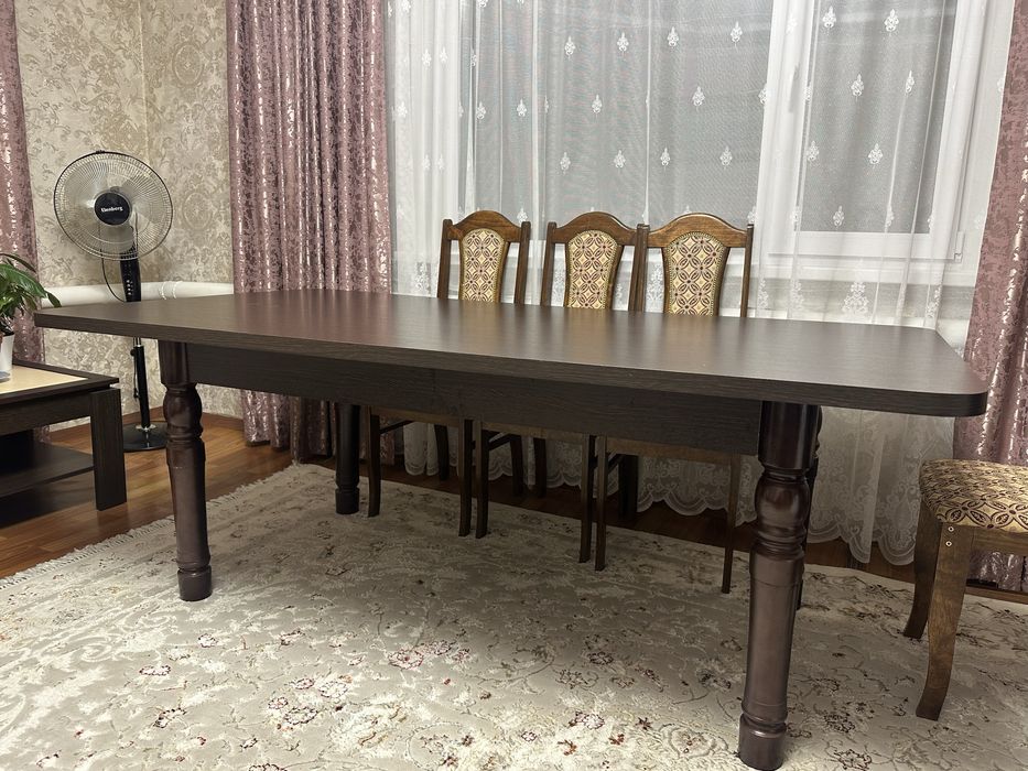 Продам стол в отличном состоянии