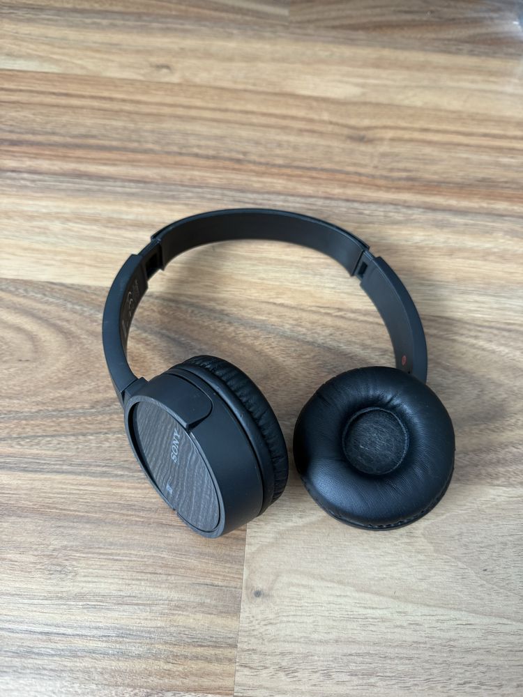 Безжични слушалки SONY WH-CH500