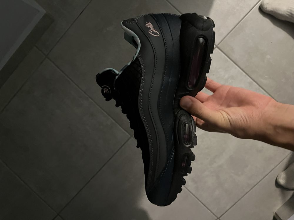 nike x corteiz air 95 pink