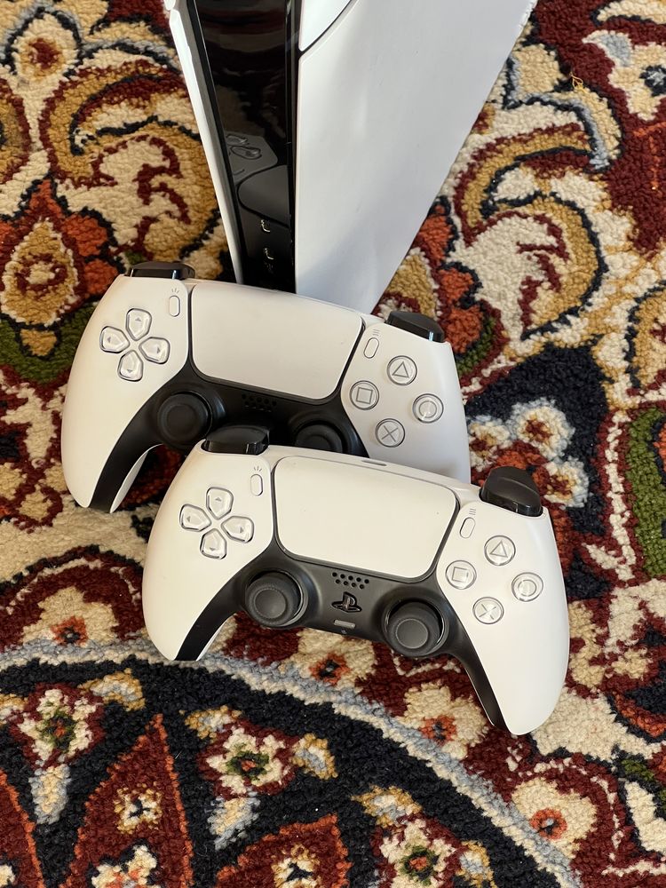 Play Station 5 Slim 1 TB